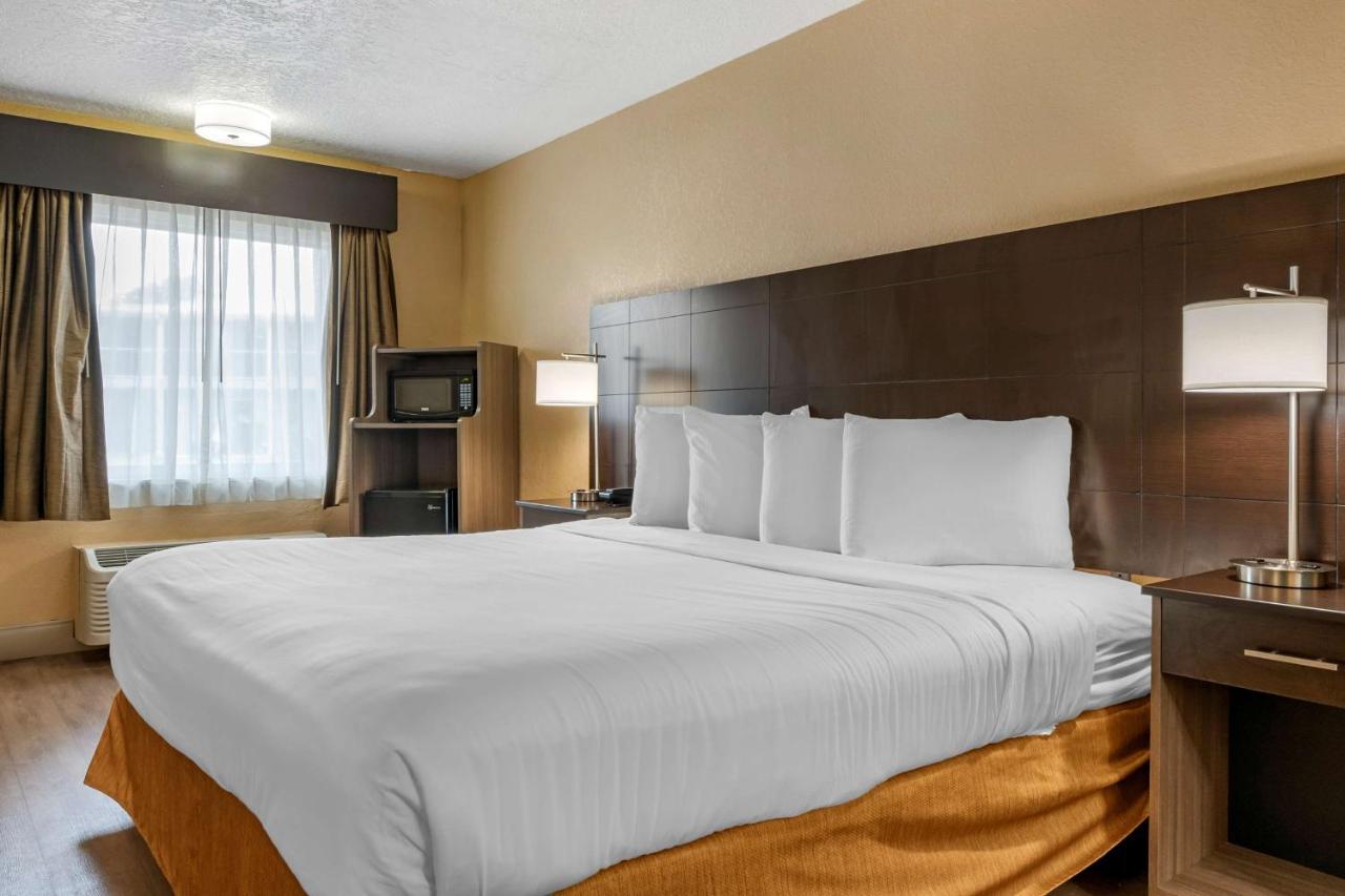 Best Western Space Shuttle Inn Тітусвілл Екстер'єр фото