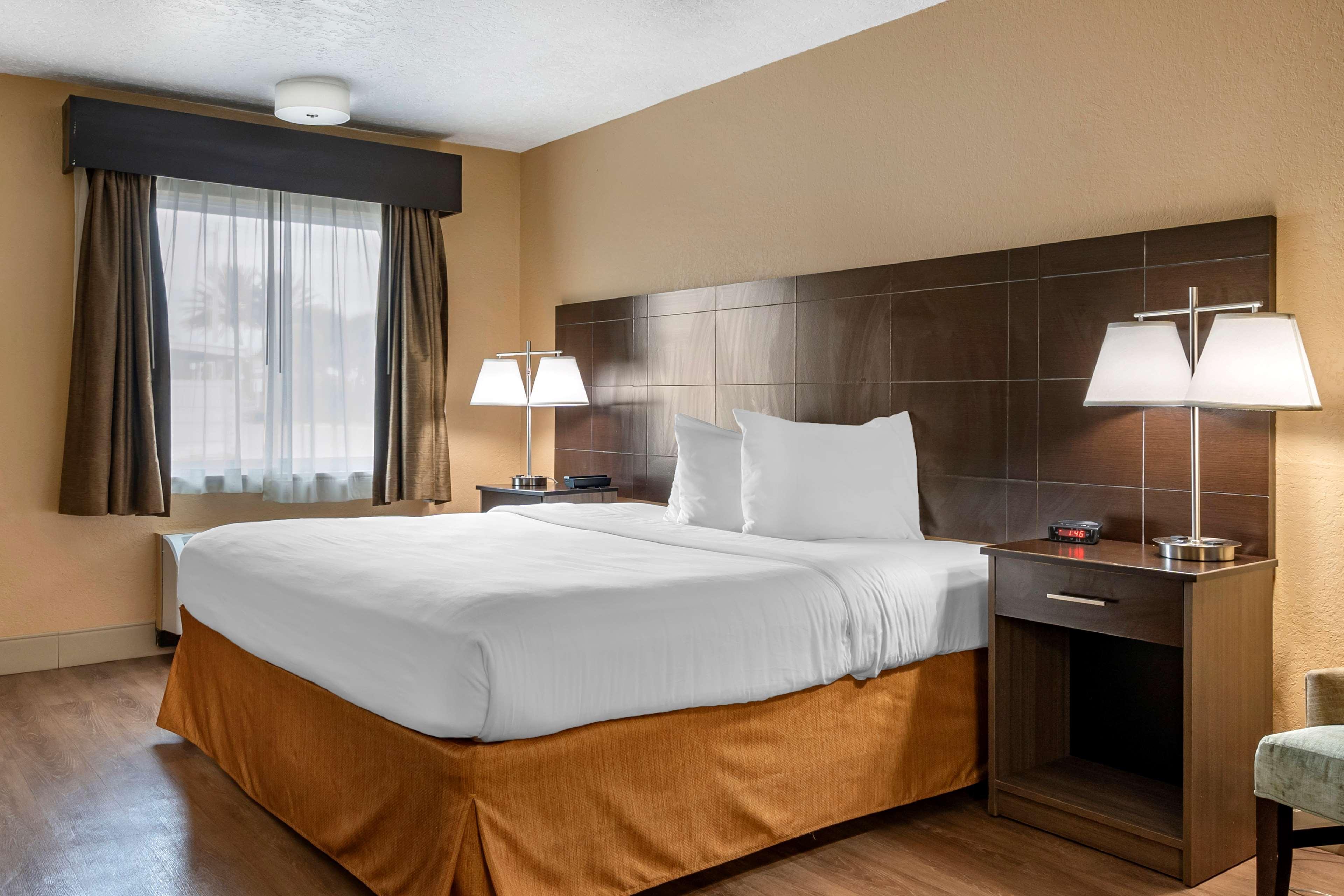 Best Western Space Shuttle Inn Тітусвілл Екстер'єр фото