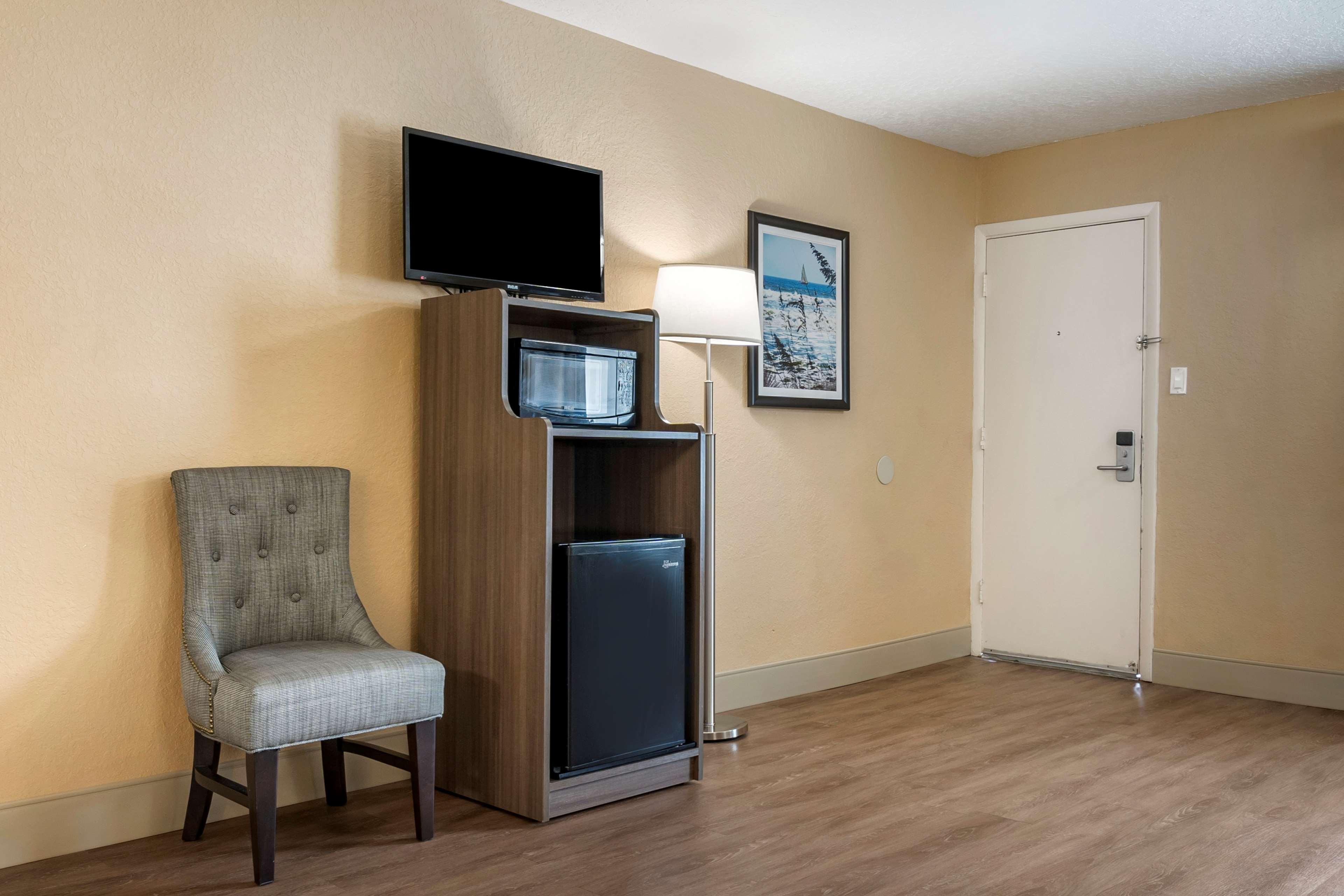 Best Western Space Shuttle Inn Тітусвілл Екстер'єр фото